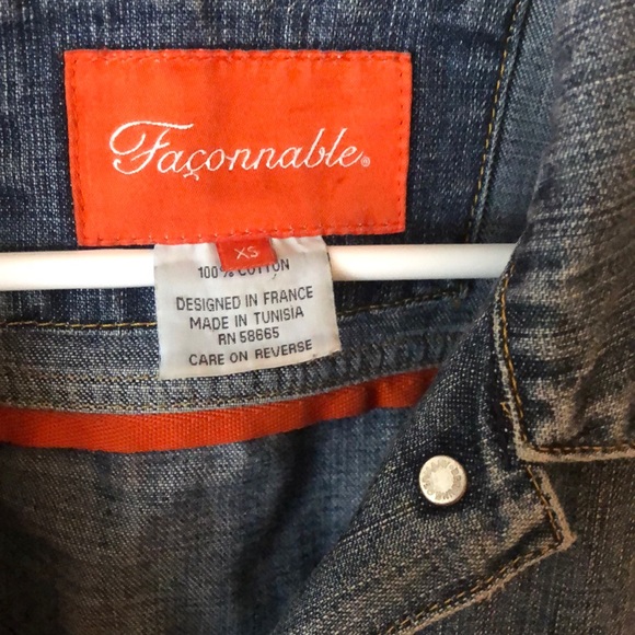 Classic jean jacket - Picture 2 of 3